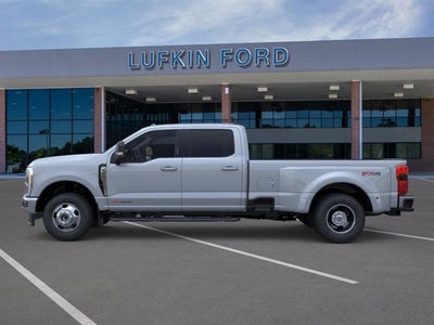 2026 Ford Super Duty F-350 DRW LARIAT