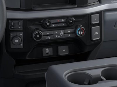 2026 Ford Super Duty F-350 DRW XLT