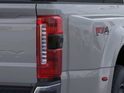 2026 Ford Super Duty F-350 DRW LARIAT