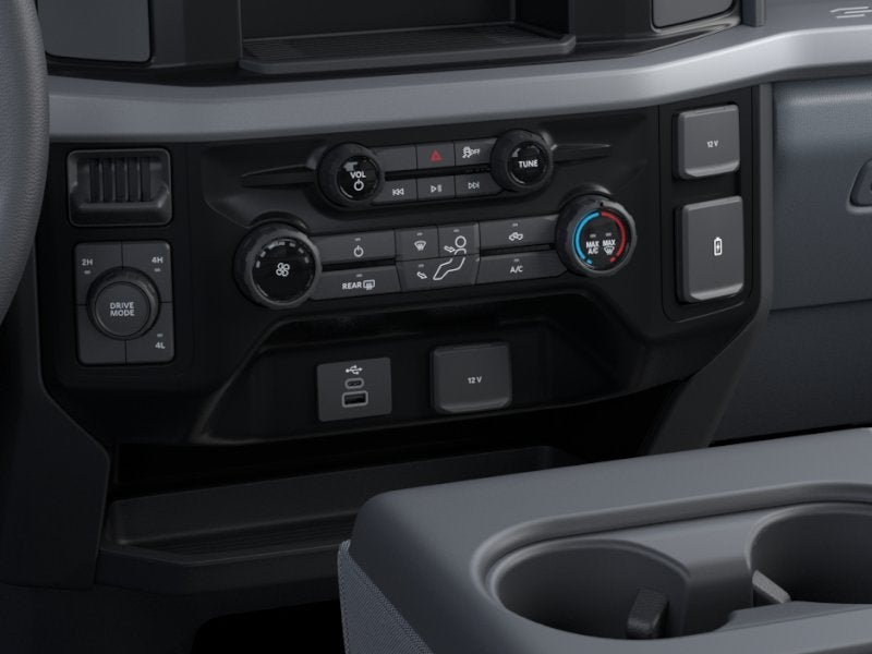 2026 Ford Super Duty F-350 DRW XL