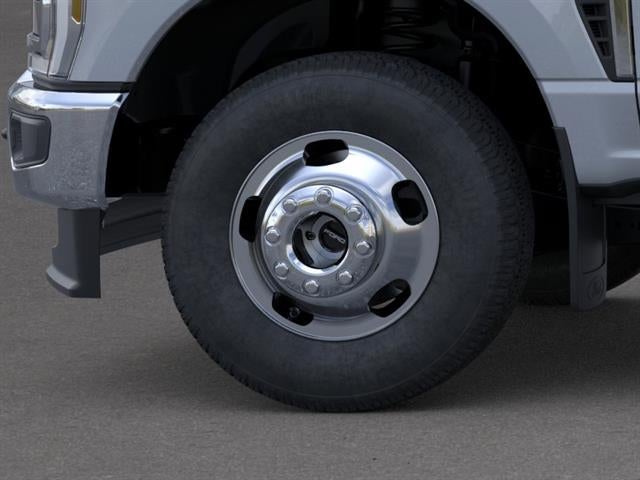 2026 Ford Super Duty F-350 DRW LARIAT