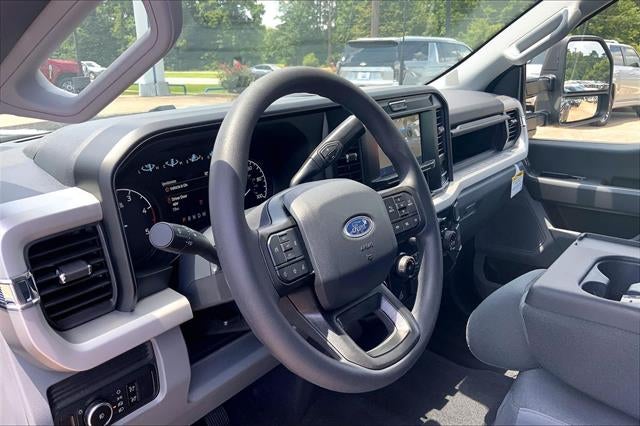 2026 Ford Super Duty F-350 DRW XLT