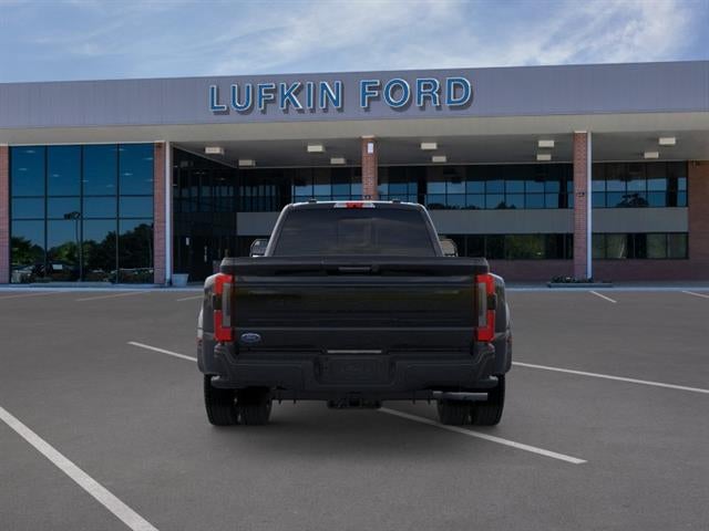 2026 Ford Super Duty F-450 DRW Platinum