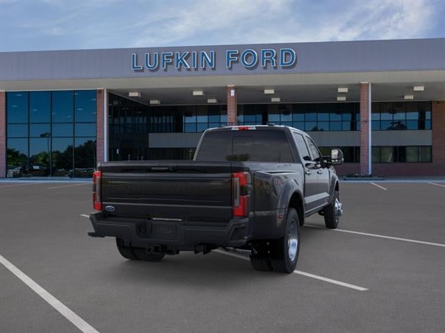 2026 Ford Super Duty F-450 DRW Platinum