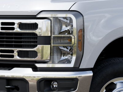 2027 Ford Super Duty F-350 DRW XLT