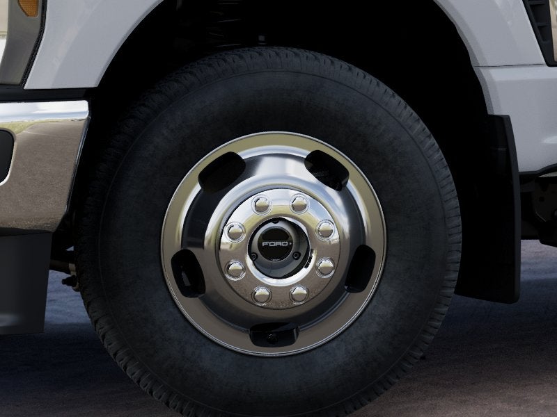 2027 Ford Super Duty F-350 DRW XLT
