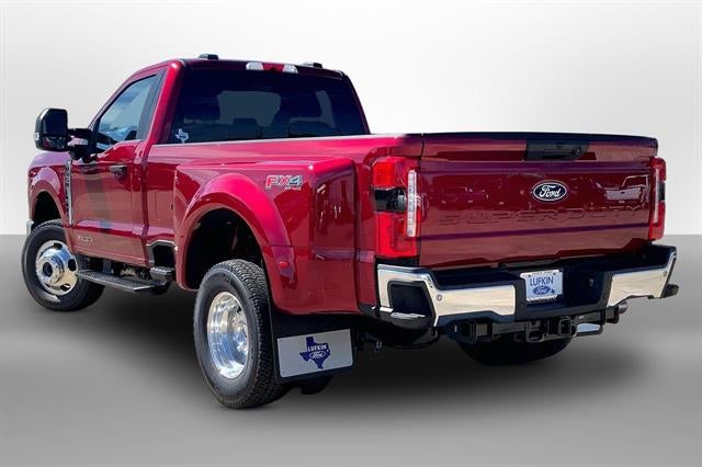2027 Ford Super Duty F-350 DRW XLT