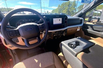 2027 Ford Super Duty F-350 DRW XLT