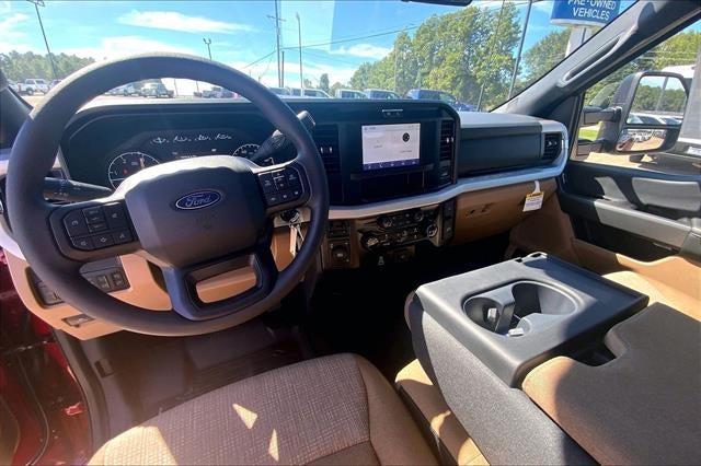 2027 Ford Super Duty F-350 DRW XLT