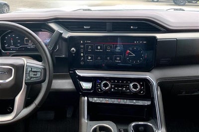 2025 GMC Sierra 3500HD Denali