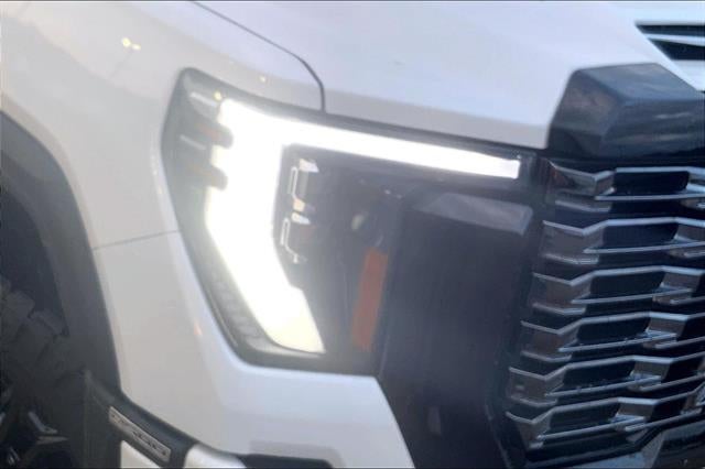 2025 GMC Sierra 2500HD Denali Ultimate