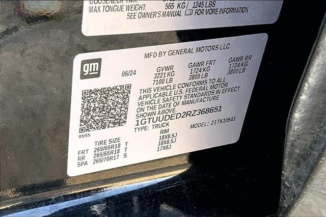 2024 GMC Sierra 1500 SLT