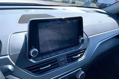2025 Nissan Altima 2.5 SR