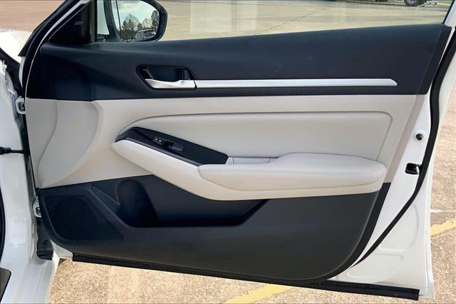 2025 Nissan Altima 2.5 SL