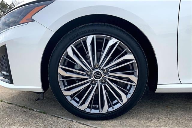 2025 Nissan Altima 2.5 SL