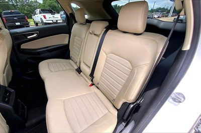 2023 Ford Edge SE