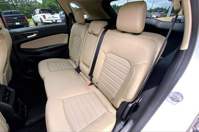 2023 Ford Edge SE