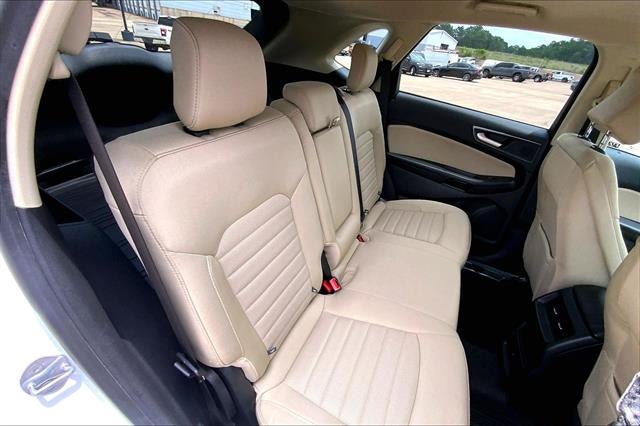 2023 Ford Edge SE