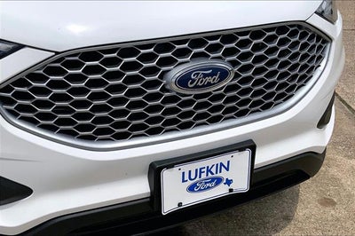 2023 Ford Edge SE