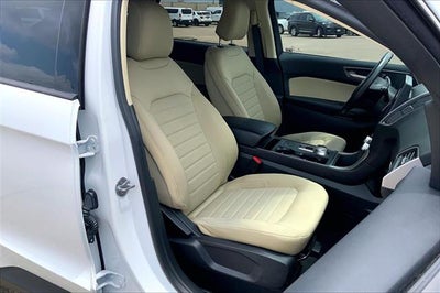 2023 Ford Edge SE