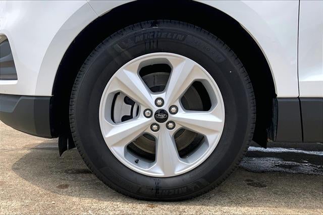 2023 Ford Edge SE
