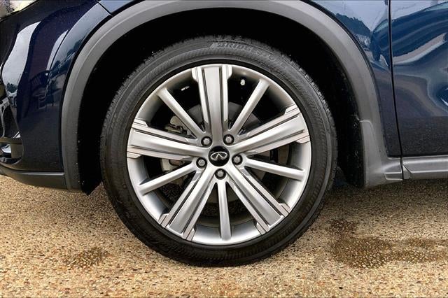 2021 INFINITI QX50 Essential