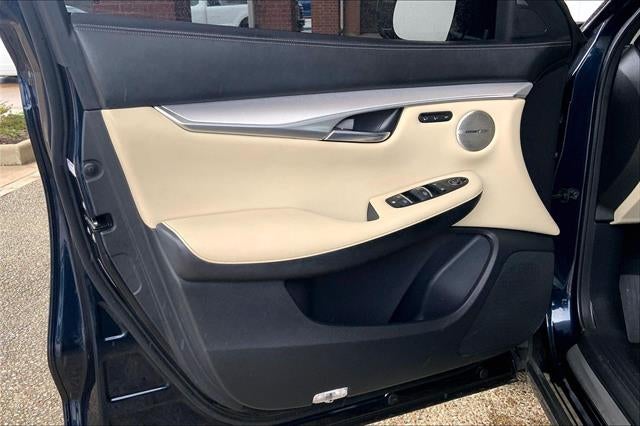 2021 INFINITI QX50 Essential