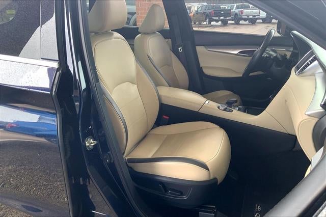 2021 INFINITI QX50 Essential