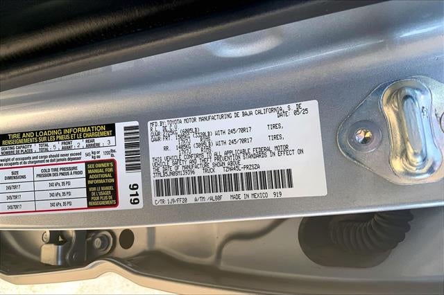 2025 Toyota Tacoma 4WD SR5