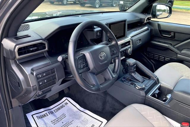 2025 Toyota Tacoma 4WD SR5