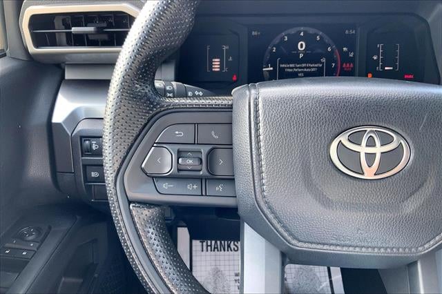 2025 Toyota Tacoma 4WD SR5