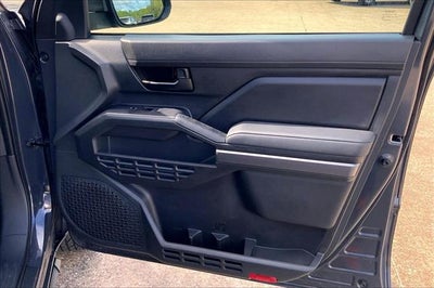 2025 Toyota Tacoma 4WD SR5
