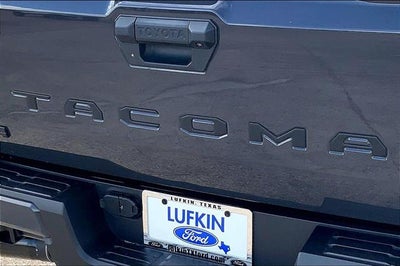 2025 Toyota Tacoma 4WD SR5