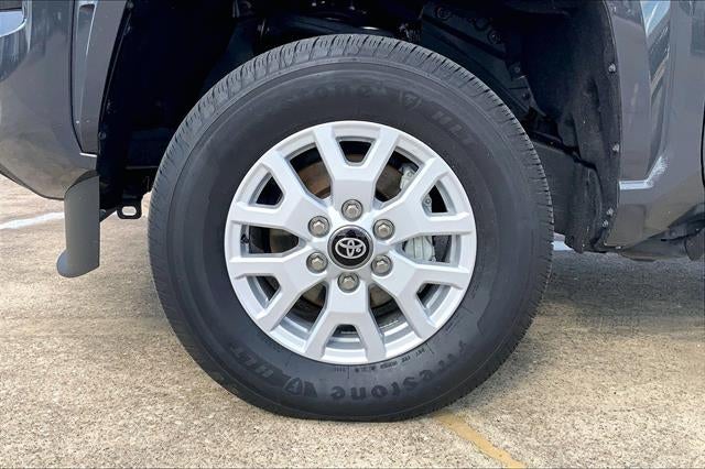 2025 Toyota Tacoma 4WD SR5