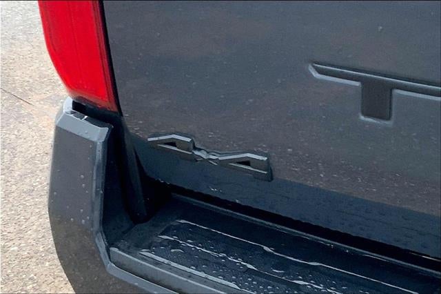 2024 Toyota Tacoma 4WD SR5