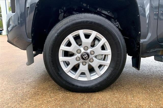 2024 Toyota Tacoma 4WD SR5