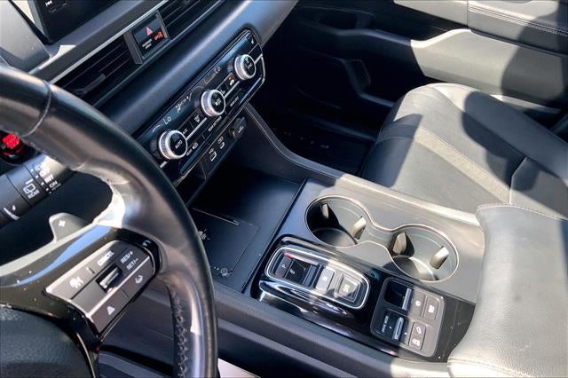 2023 Honda Pilot EX-L w/Rear Captain's Chairs