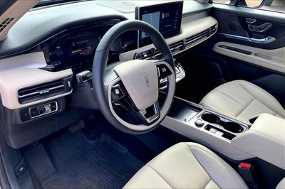 2025 Lincoln Corsair Premiere