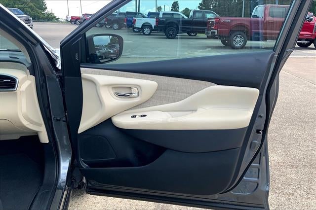 2022 Nissan Murano SL