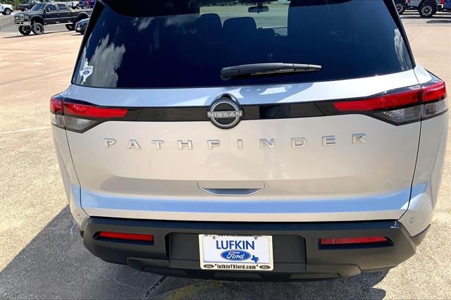 2024 Nissan Pathfinder S