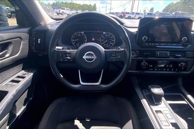 2024 Nissan Pathfinder S