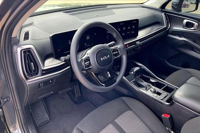 2024 Kia Sorento LX
