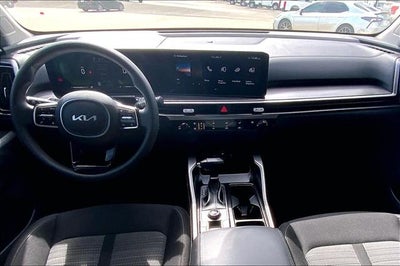 2024 Kia Sorento LX