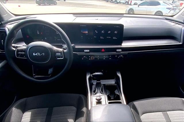 2024 Kia Sorento LX
