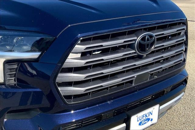 2024 Toyota Sequoia SR5