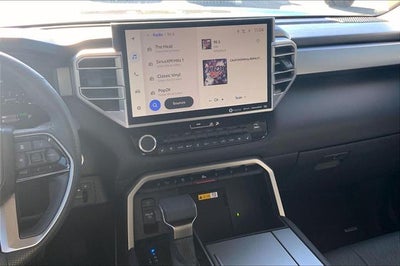 2024 Toyota Sequoia SR5