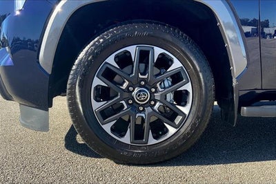 2024 Toyota Sequoia SR5