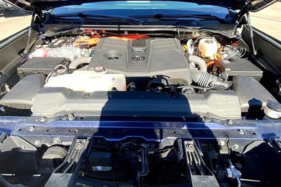 2024 Toyota Sequoia SR5