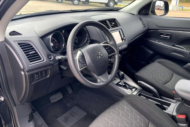 2025 Mitsubishi Outlander Sport S