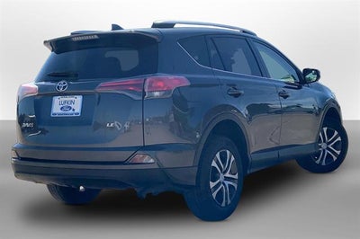2016 Toyota RAV4 LE
